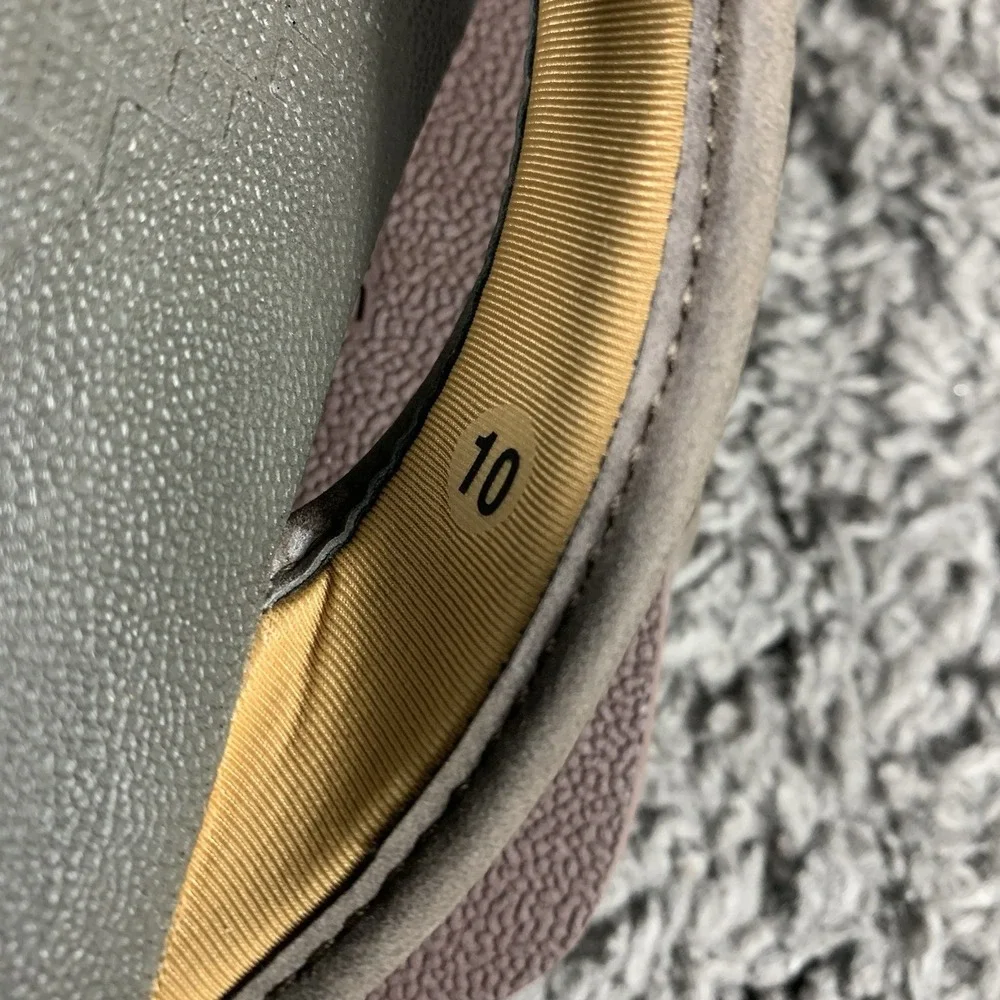 Skechers Flip Flops Sandals Mens 10 Relaxed Fit Memory Foam Brown Comfort